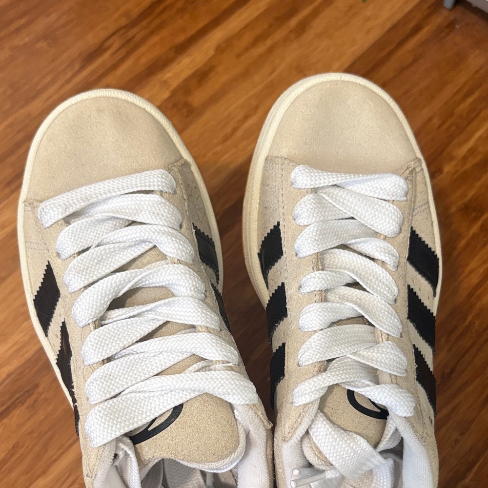 Adidas Cream and Black Classic Sneakers - Picture 2 of 3